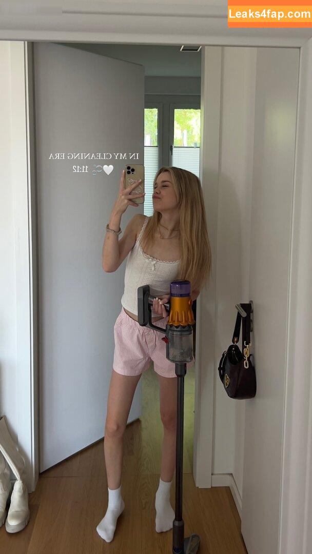 Lea Peach / https: leaked photo photo #0606