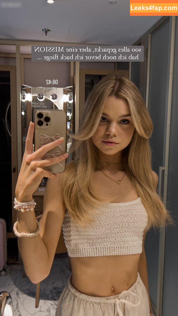 Lea Peach / https: leaked photo photo #0666