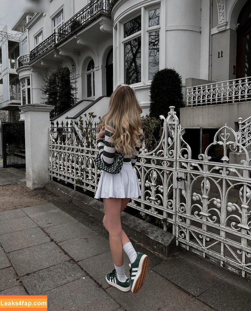Lea Peach / https: leaked photo photo #0752