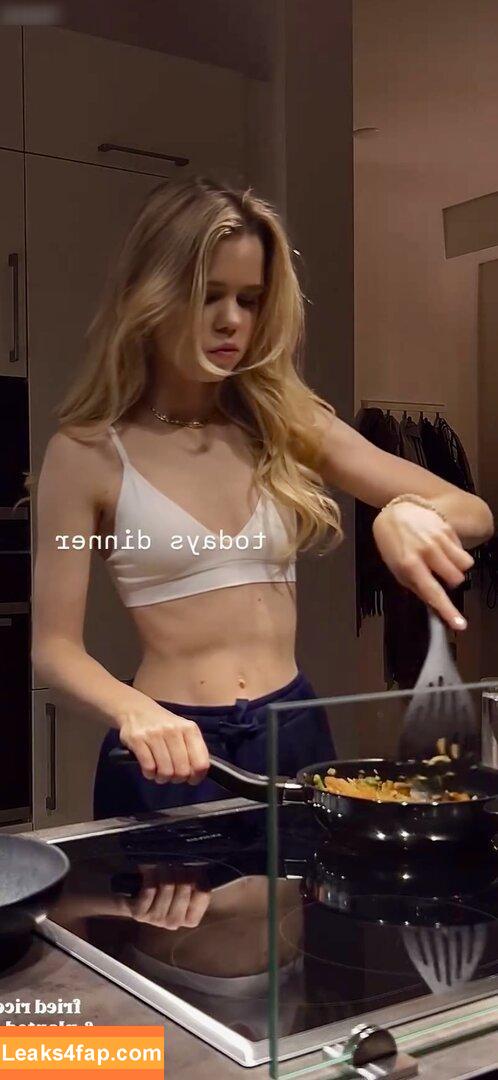 Lea Peach / https: leaked photo photo #0819