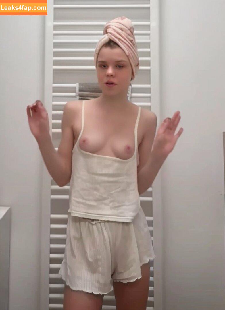 Lea Peach / https: leaked photo photo #0943