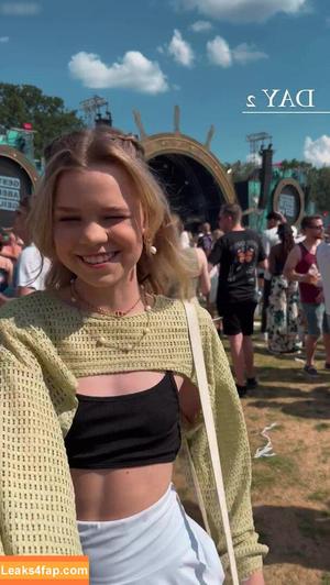 Lea Peach photo #0055