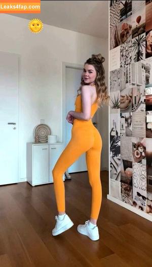 Lea Peach photo #0085