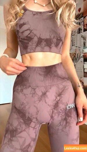 Lea Peach photo #0087