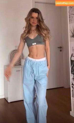 Lea Peach photo #0093