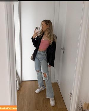 Lea Peach photo #0154