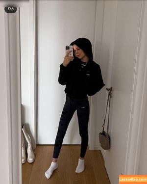 Lea Peach photo #0173