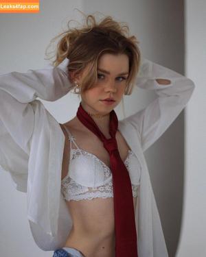 Lea Peach photo #0189