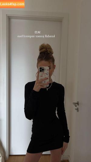 Lea Peach photo #0203