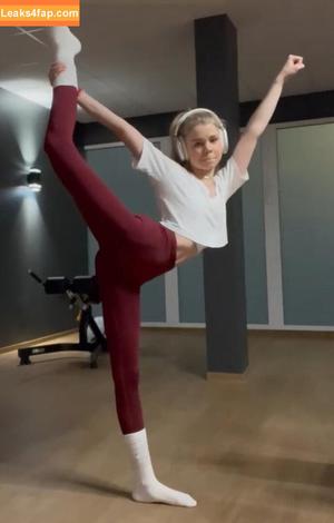 Lea Peach photo #0243