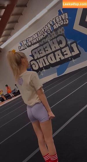 Lea Peach photo #0254