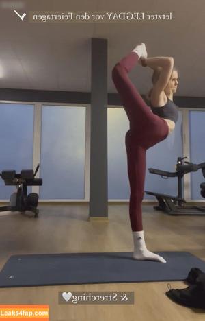Lea Peach photo #0312