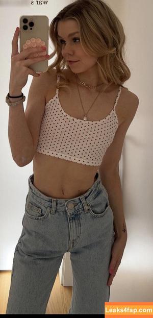 Lea Peach photo #0373