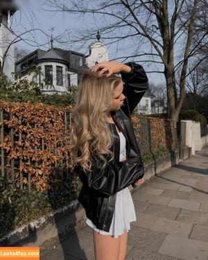 Lea Peach photo #0394