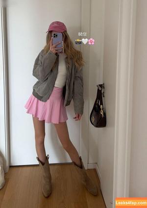 Lea Peach photo #0415
