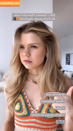 Lea Peach photo #0495