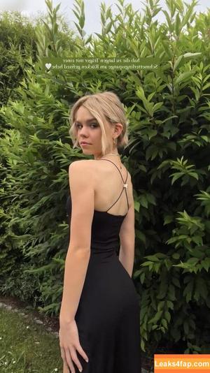 Lea Peach photo #0591