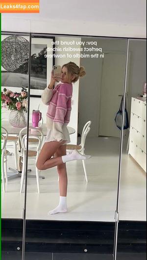 Lea Peach photo #0614