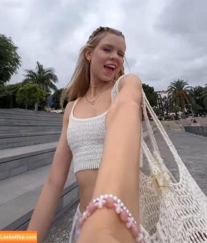 Lea Peach photo #0683