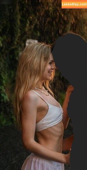 Lea Peach photo #0717