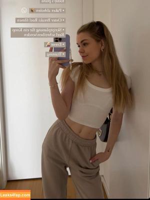 Lea Peach photo #0757