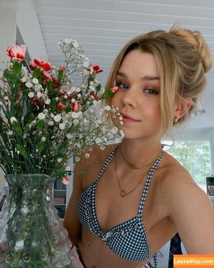 Lea Peach photo #0822