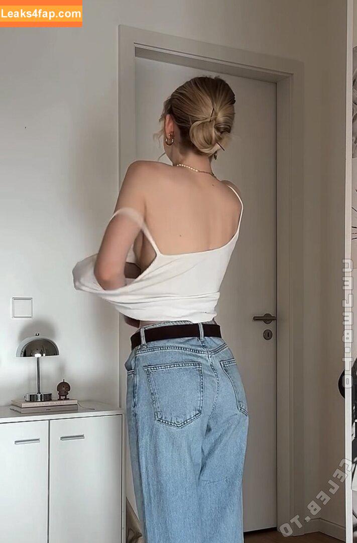 Lea Peach / Looskanal / lea / wifiloo_m leaked photo photo #1230