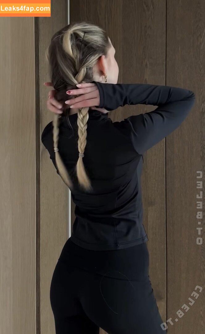 Lea Peach / Looskanal / lea / wifiloo_m leaked photo photo #1242