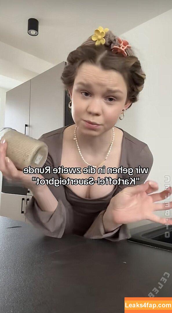 Lea Peach / Looskanal / lea / wifiloo_m leaked photo photo #1254