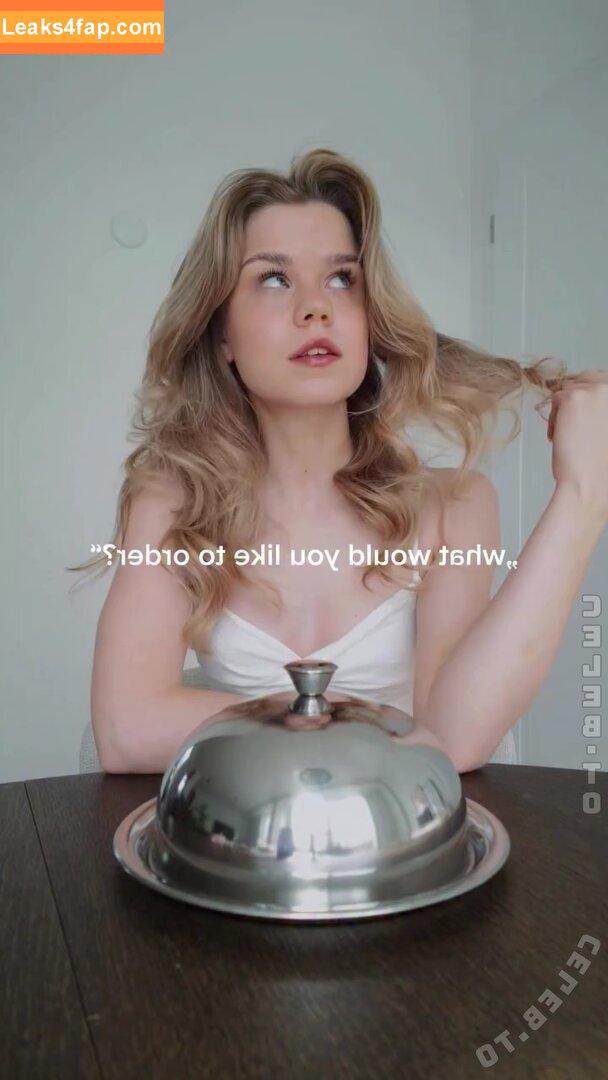 Lea Peach / Looskanal / lea / wifiloo_m leaked photo photo #1283