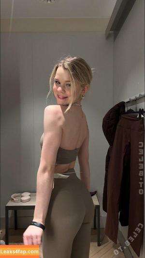 Lea Peach photo #1249