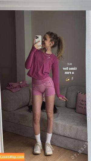 Lea Peach photo #1299
