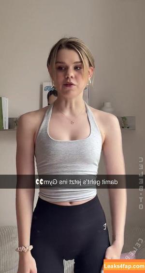 Lea Peach photo #1316
