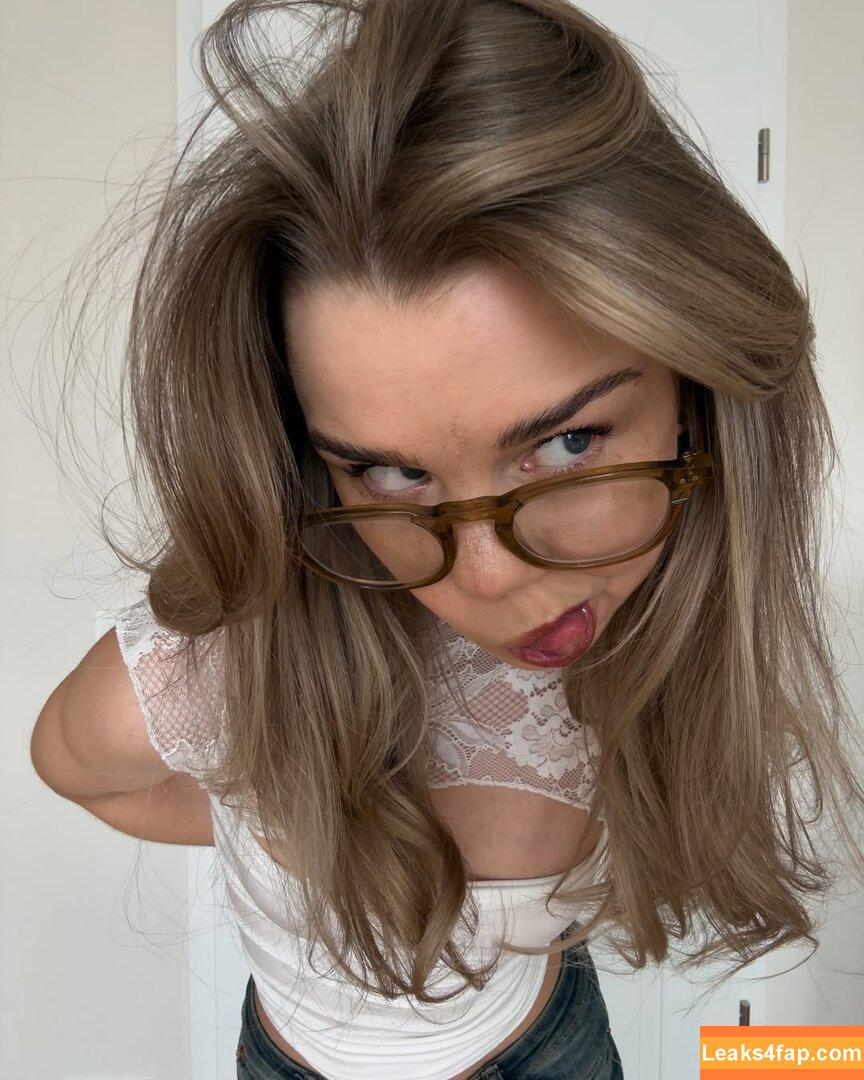 Lea Pietsch / lea слитое фото фото #0131