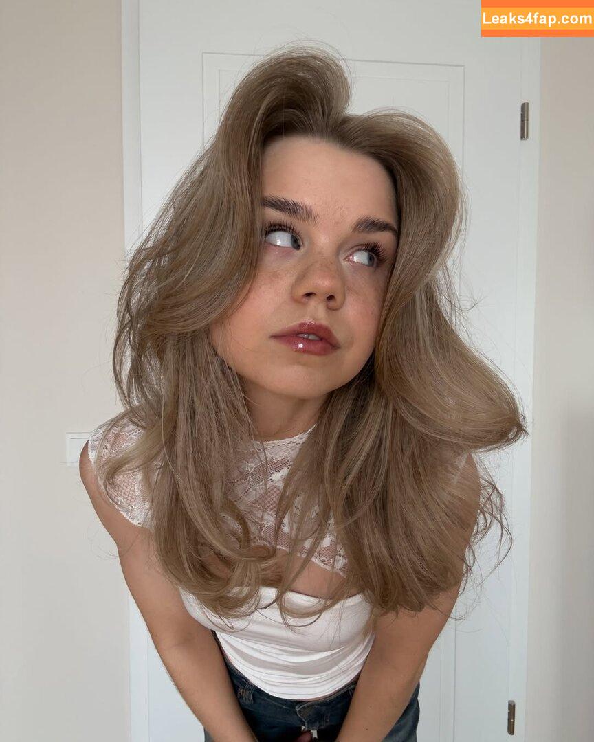 Lea Pietsch / lea слитое фото фото #0135