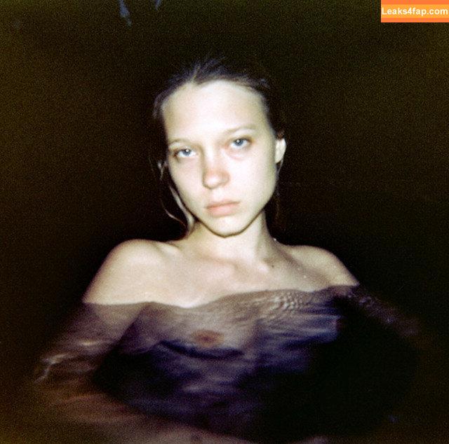 Lea Seydoux / leaseydouxfr leaked photo photo #0033