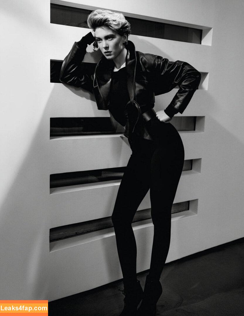 Lea Seydoux / leaseydouxfr leaked photo photo #0149