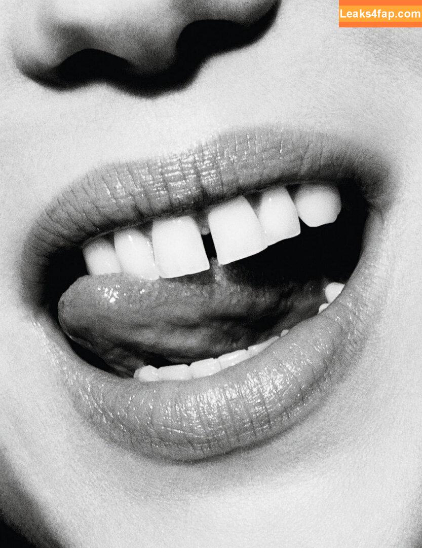 Lea Seydoux / leaseydouxfr leaked photo photo #0153