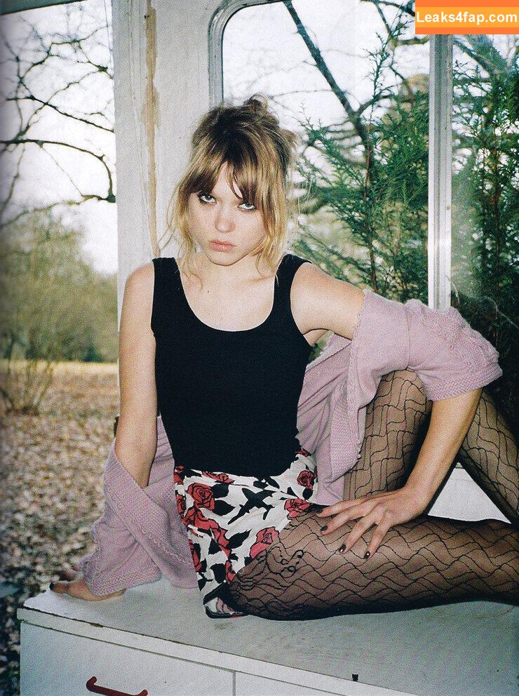 Lea Seydoux / leaseydouxfr leaked photo photo #0648