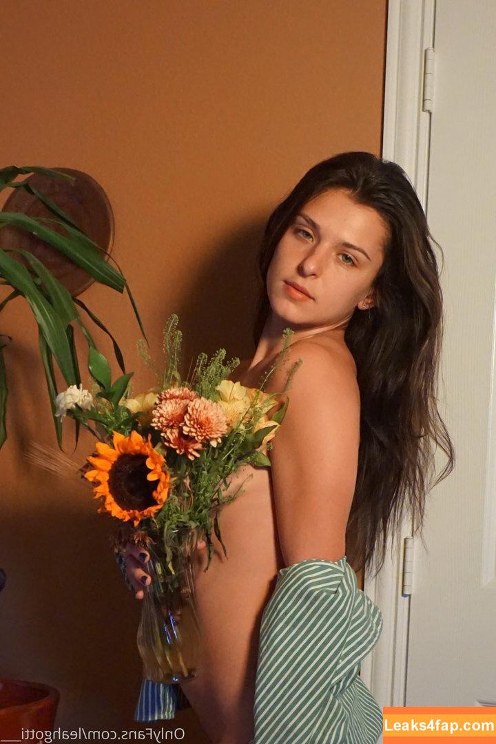 Leah Gotti / https: / leahgotti / leahgotti0 / leahgotti___ leaked photo photo #0062