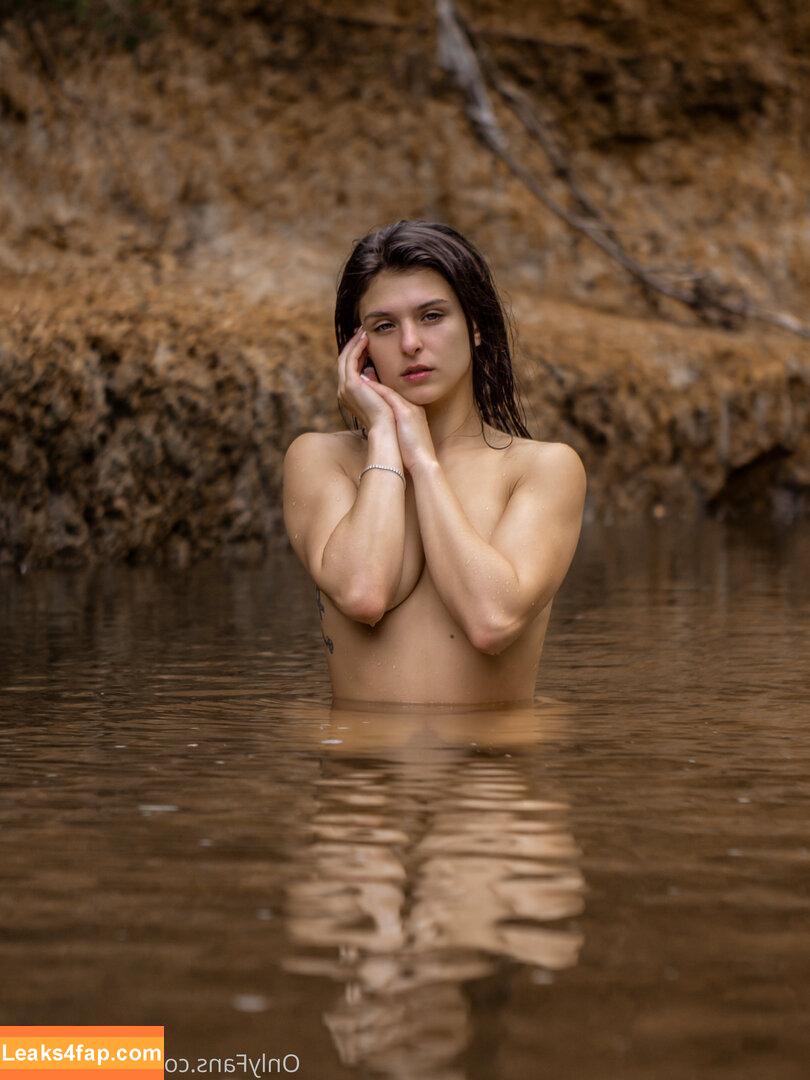 Leah Gotti / https: / leahgotti / leahgotti0 / leahgotti___ leaked photo photo #0625