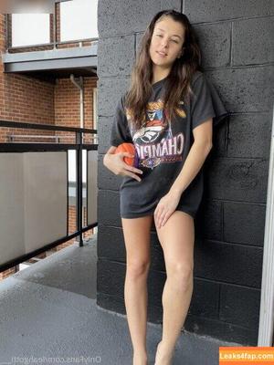 Leah Gotti photo #1470