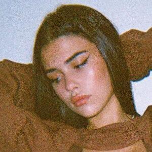 Leah Halton фото #0027