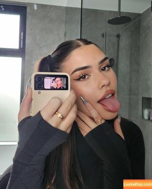 Leah Halton фото #0030