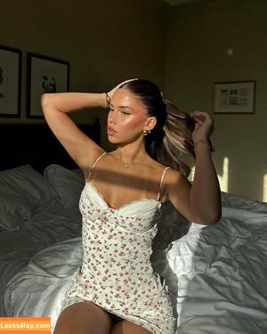 Leah Halton фото #0085