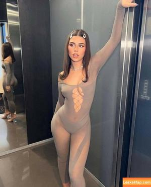 Leah Halton фото #0097