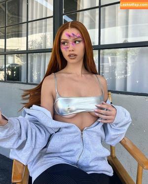 Leah Halton фото #0144