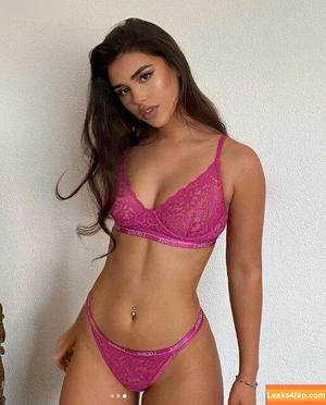 Leah Halton фото #0253