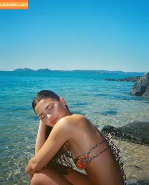 Leah Halton фото #0300