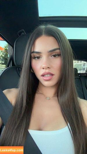 Leah Halton photo #1061